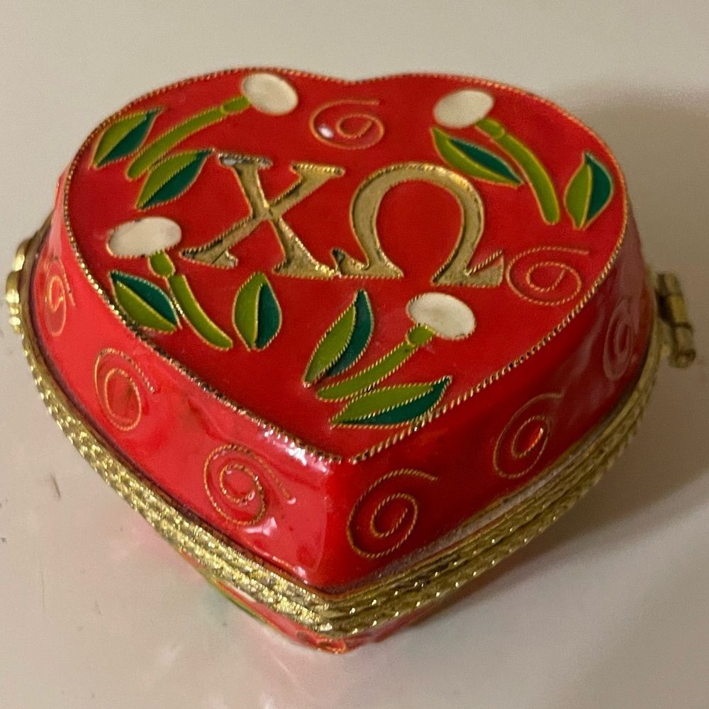 CHI OMEGA Sorority Cloisonne Red and Gold Heart Shaped Trinket Pin Box Chi O